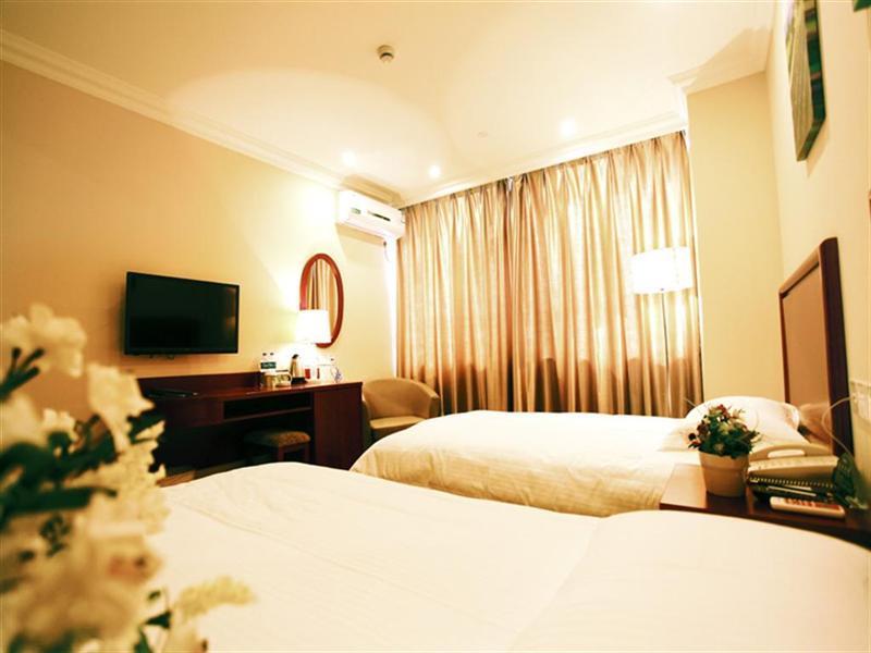 Greentree Inn Anhui Wuhu Zhongshan Road Pedestrian Street Express Hotel Ngoại thất bức ảnh
