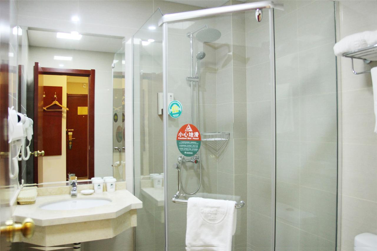 Greentree Inn Anhui Wuhu Zhongshan Road Pedestrian Street Express Hotel Ngoại thất bức ảnh