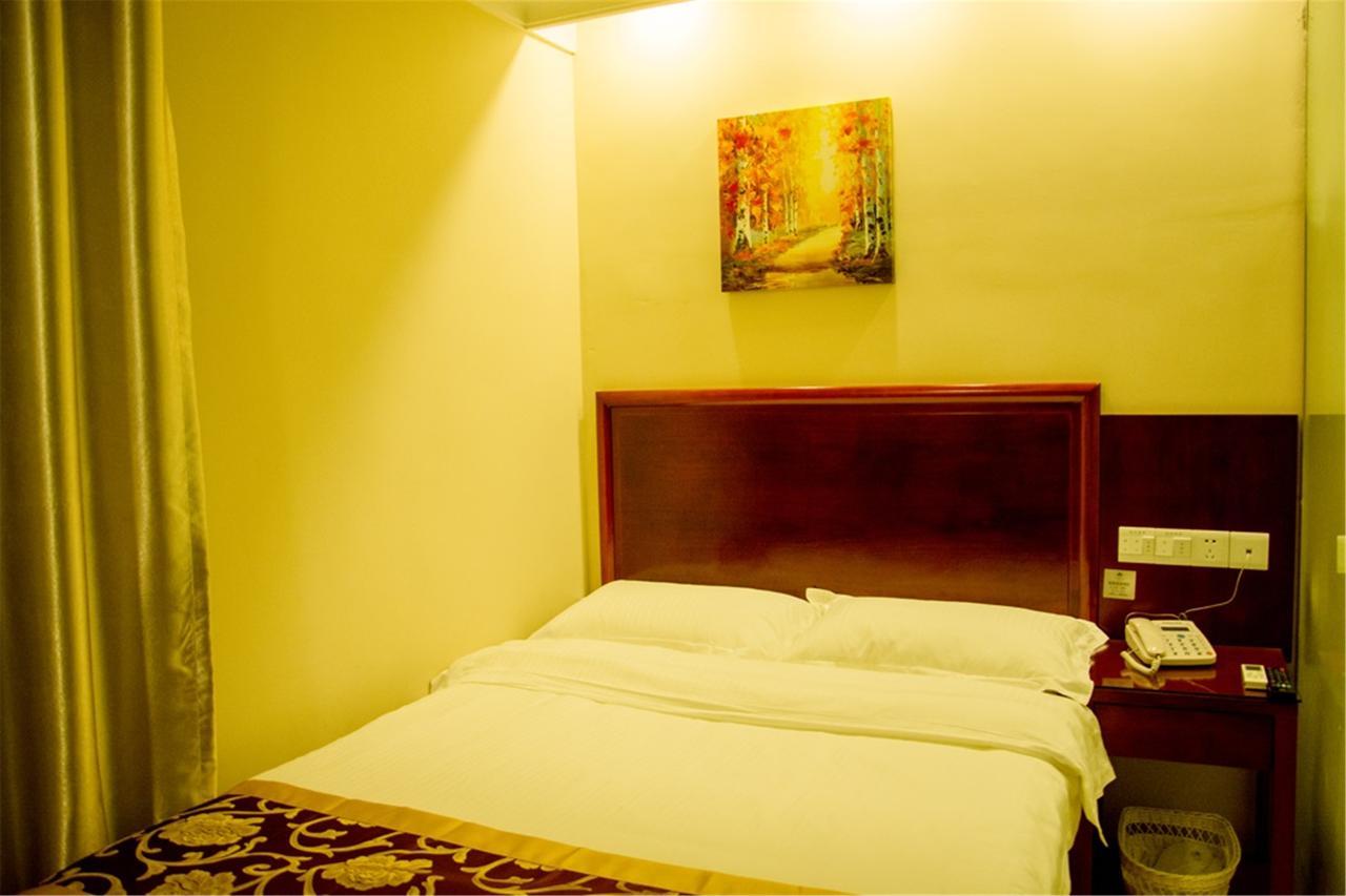 Greentree Inn Anhui Wuhu Zhongshan Road Pedestrian Street Express Hotel Ngoại thất bức ảnh