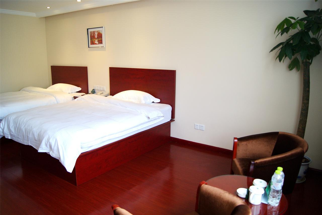 Greentree Inn Anhui Wuhu Zhongshan Road Pedestrian Street Express Hotel Ngoại thất bức ảnh