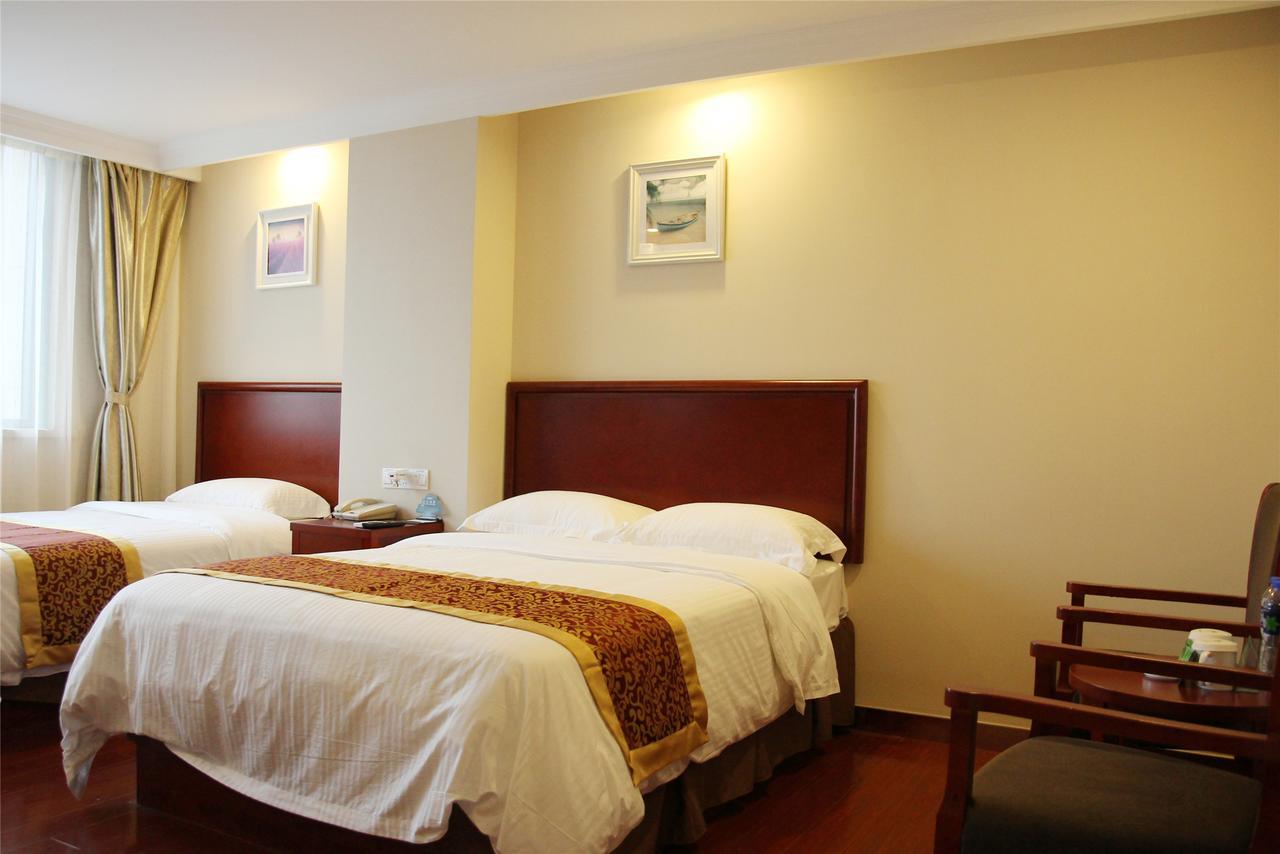 Greentree Inn Anhui Wuhu Zhongshan Road Pedestrian Street Express Hotel Ngoại thất bức ảnh