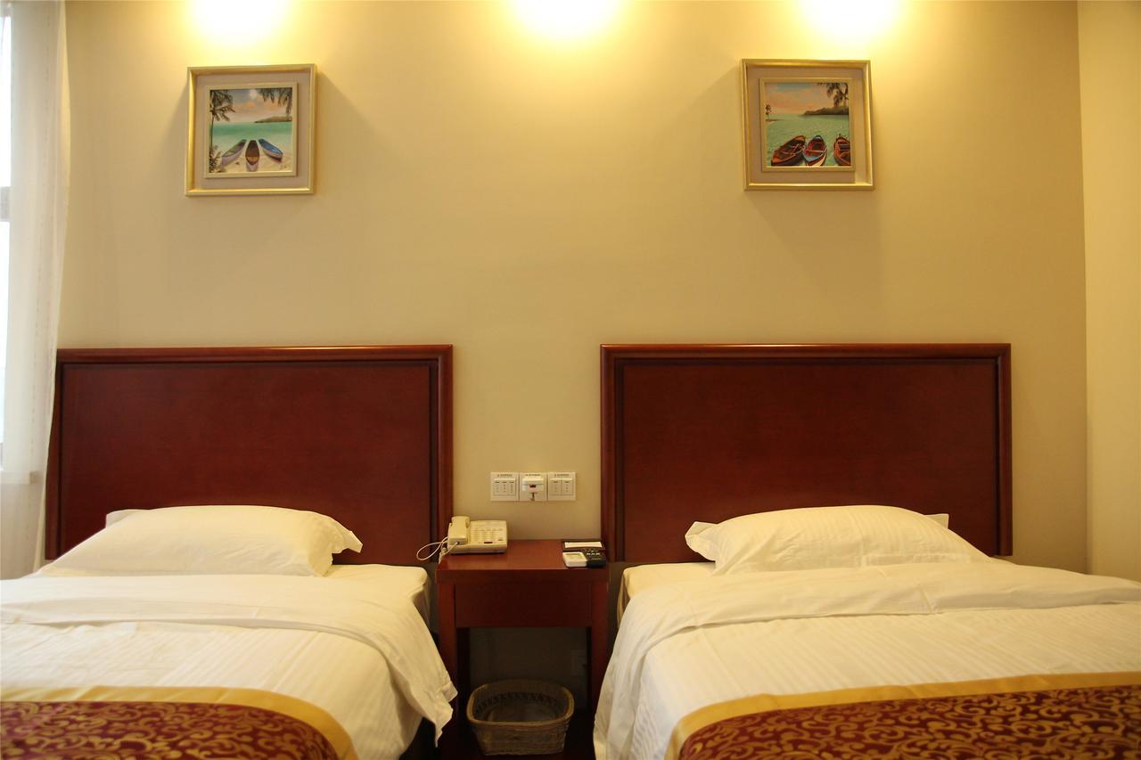 Greentree Inn Anhui Wuhu Zhongshan Road Pedestrian Street Express Hotel Ngoại thất bức ảnh