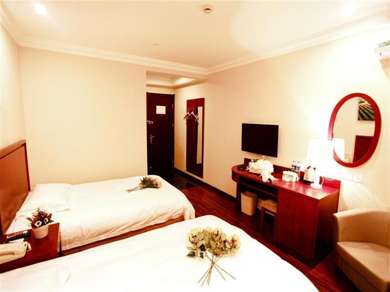 Greentree Inn Anhui Wuhu Zhongshan Road Pedestrian Street Express Hotel Ngoại thất bức ảnh